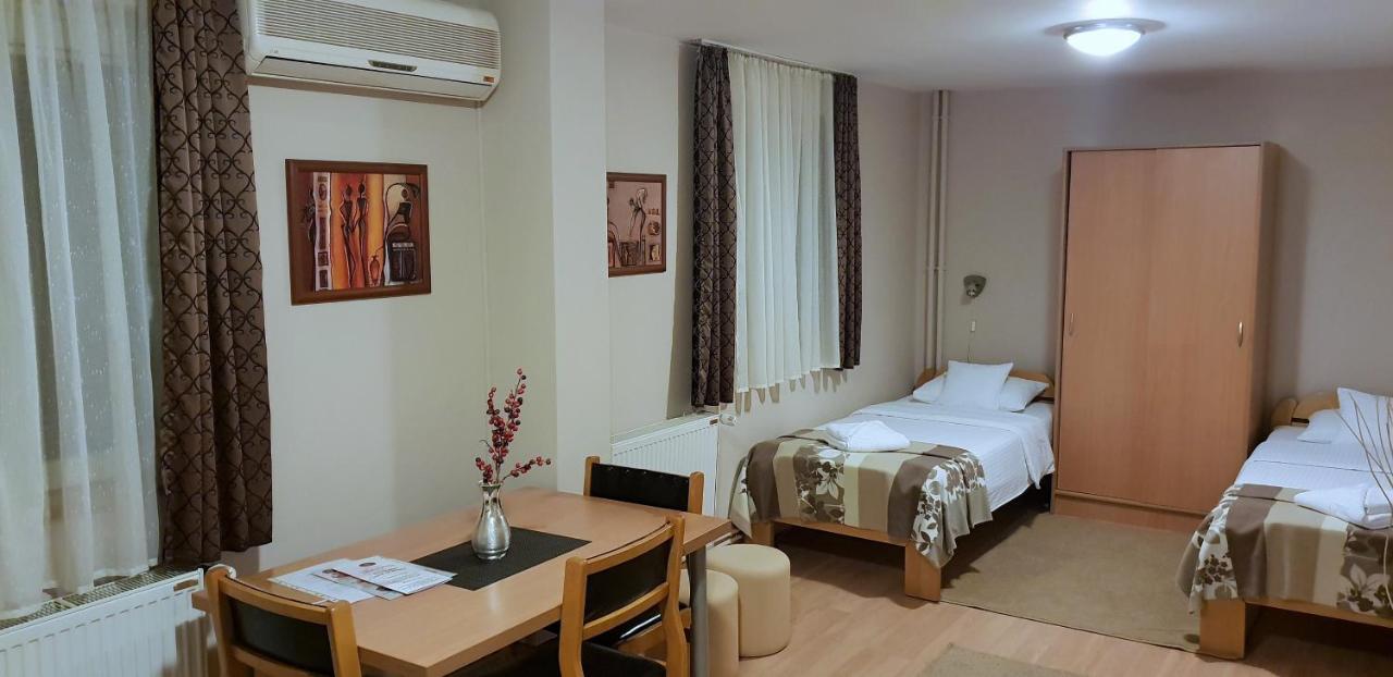 Hotel Topcider Beograd Bagian luar foto