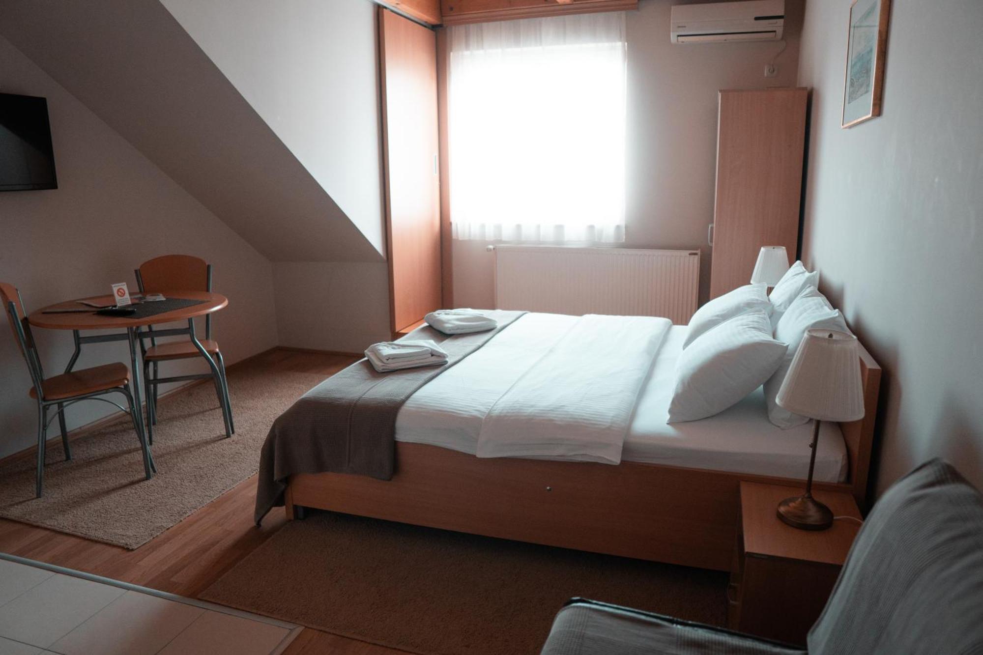 Hotel Topcider Beograd Bagian luar foto
